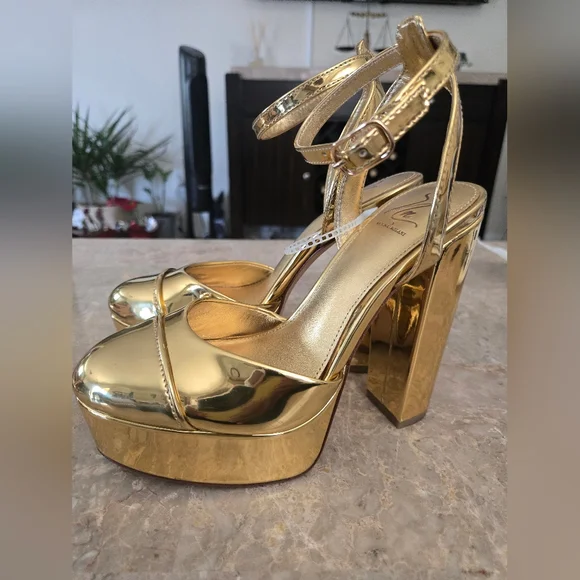 Antonio Melani x Nat Note Pia Mirror Metallic Platform Pumps. Gold  (Size 5.5) - Picture 7 of 14